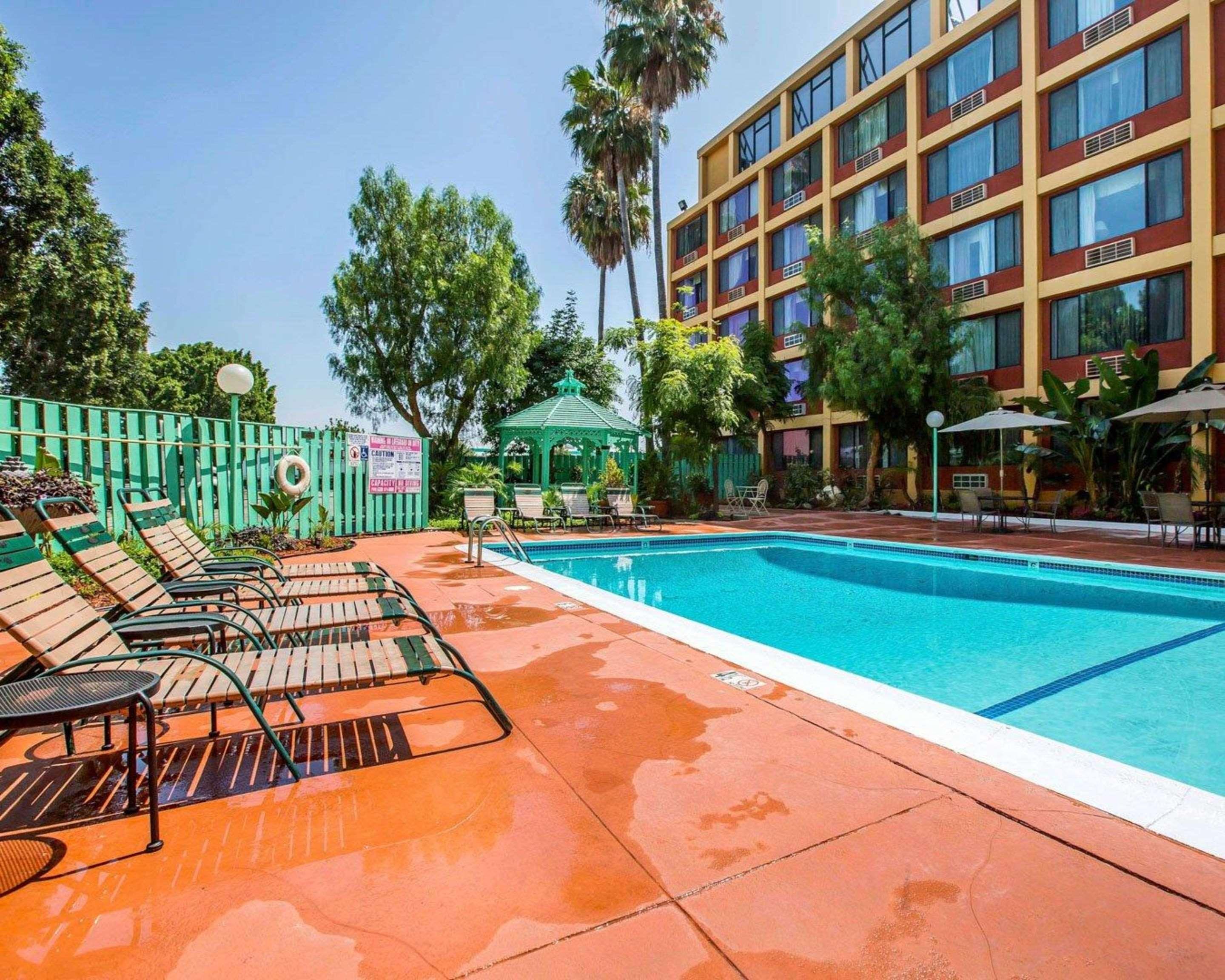 Quality Inn & Suites Montebello - Los Angeles Bagian luar foto